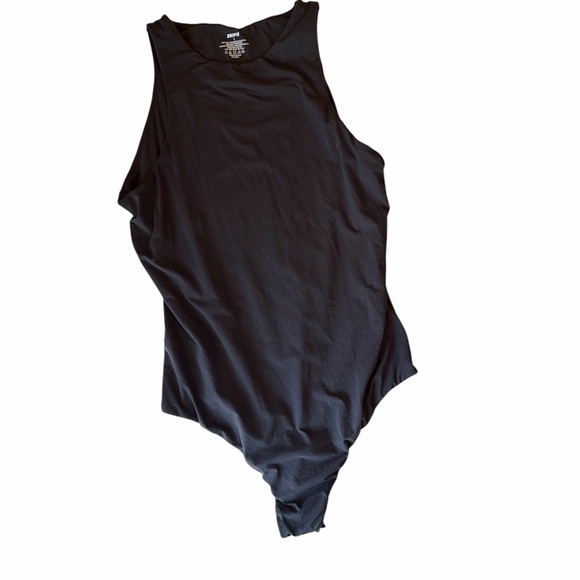 SKIMS Black Bodysuit- NWOT - Picture 2 of 3